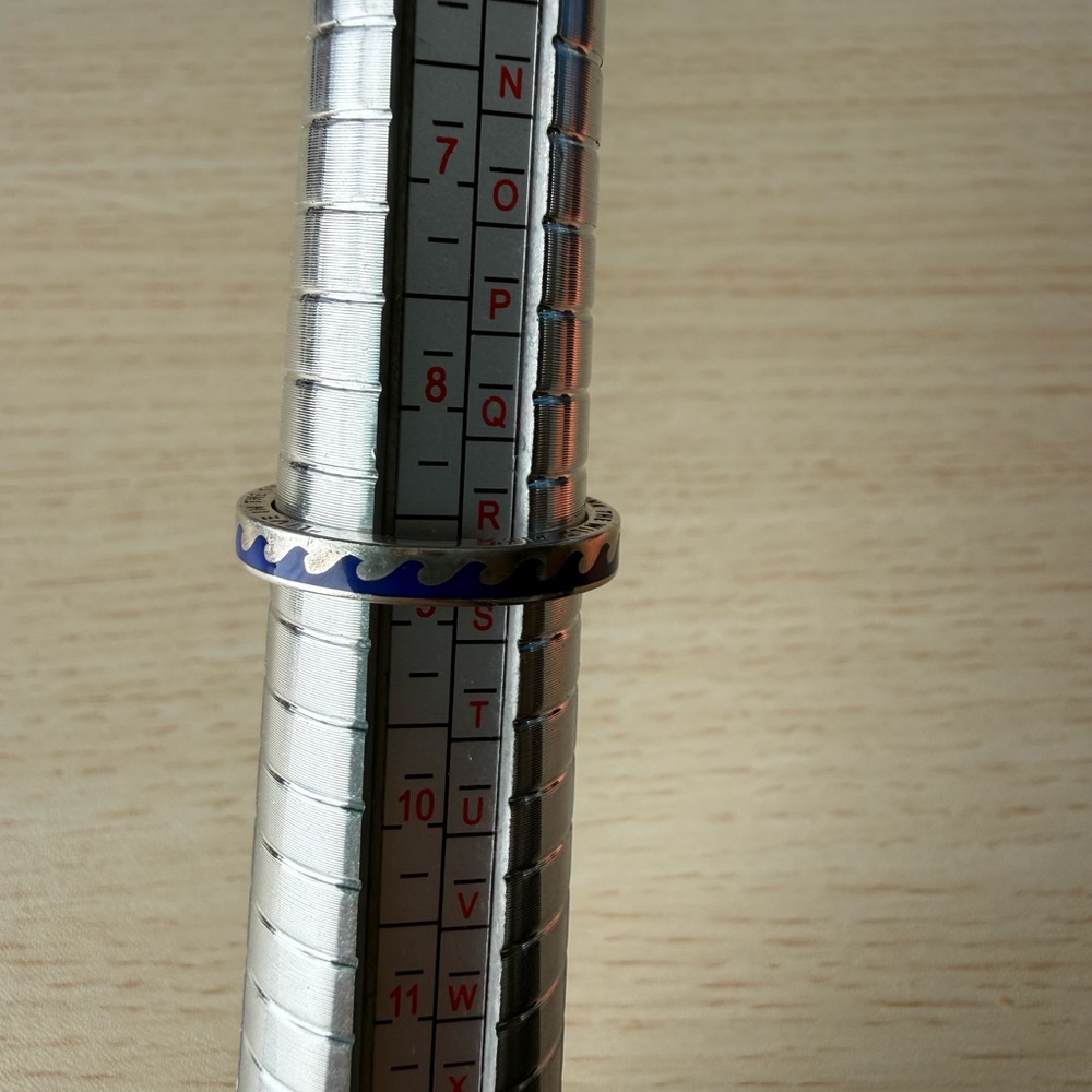 Jet Set Candy Wave Ring, Size 9 - Picture 5 of 5